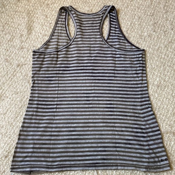 🛹 Converse Size Small Striped Racerback Tank Top - Picture 12 of 13